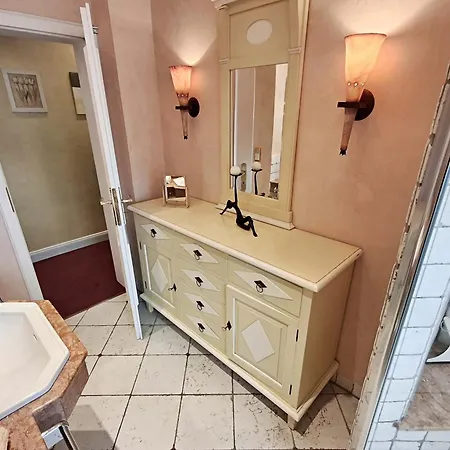 Apartman Mit Meerblick *